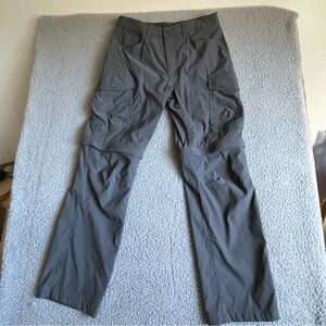 Eddie Bauer Hiking Pants Mens 32x30 Grey Convertible Cargo pockets Lightweight